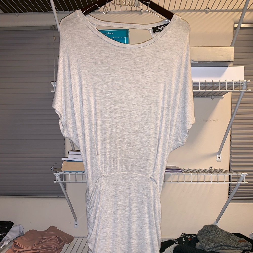 Lulu’s knee length backless dress